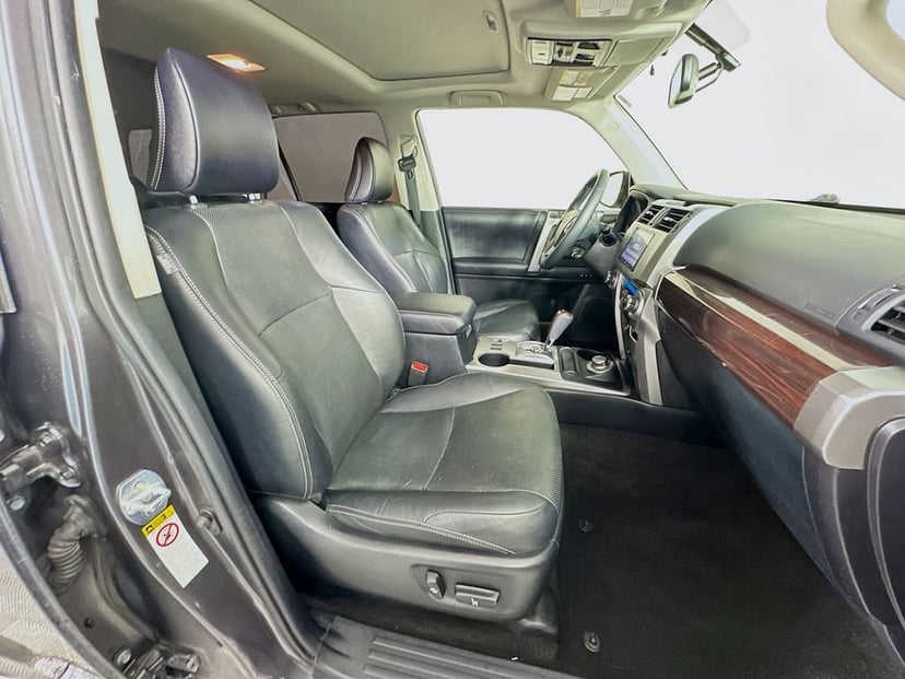 2018 Toyota 4Runner - Image 28