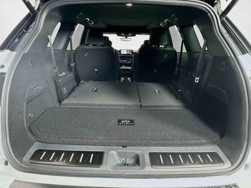 2027 INFINITI QX60 - Image 31