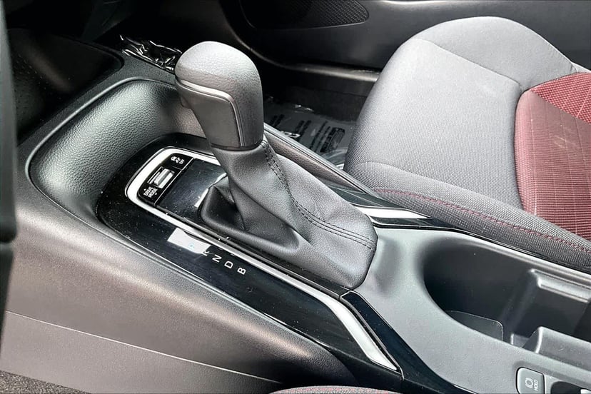 2025 Toyota Corolla - Image 16