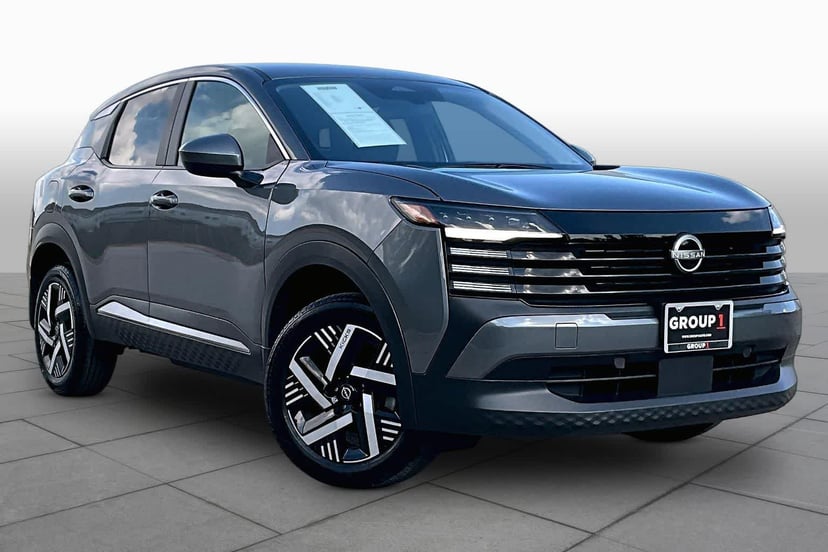 2025 Nissan Kicks - Image 1