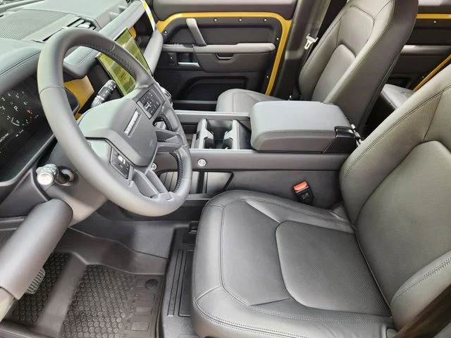 2026 Land Rover Defender 110 - Image 13