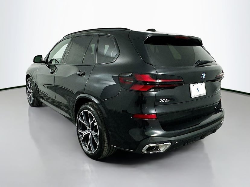 2026 BMW X5 - Image 7