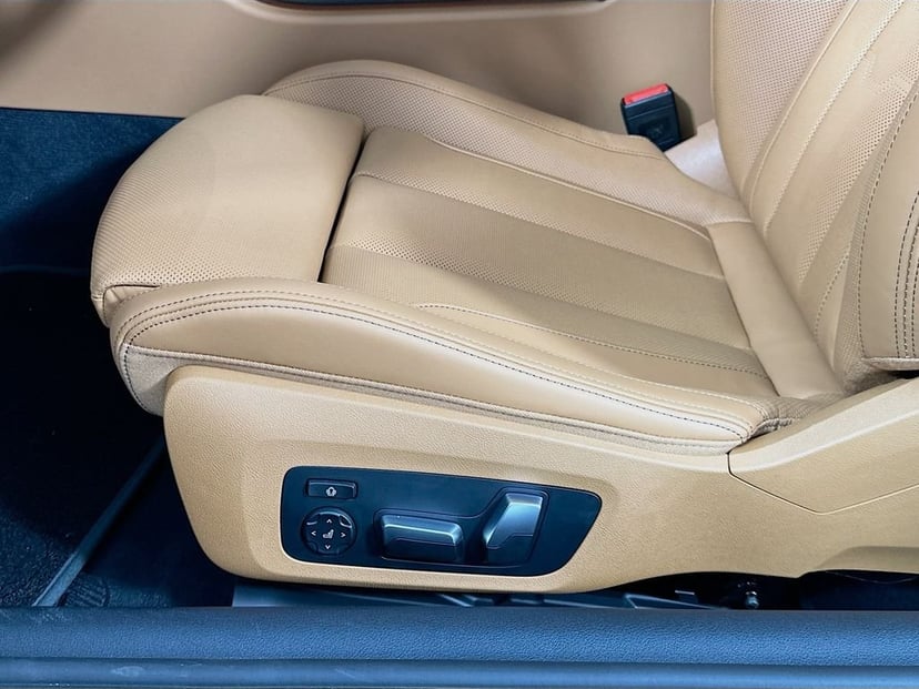 2026 BMW 8 Series - Image 20