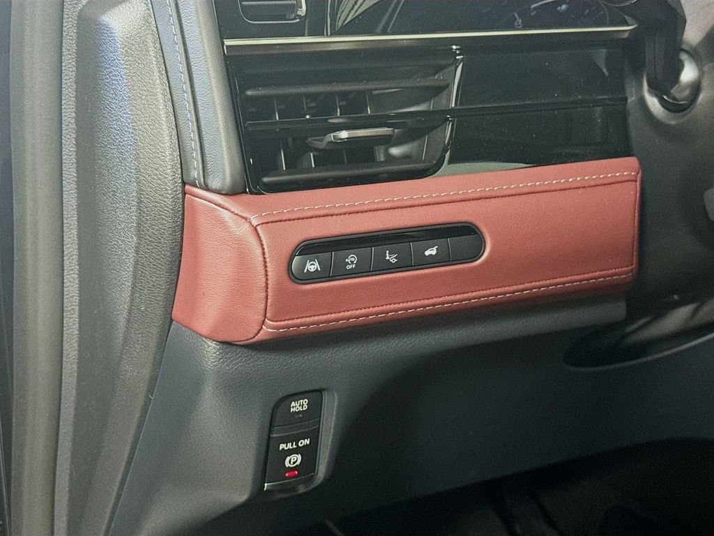 2026 INFINITI QX80 - Image 11