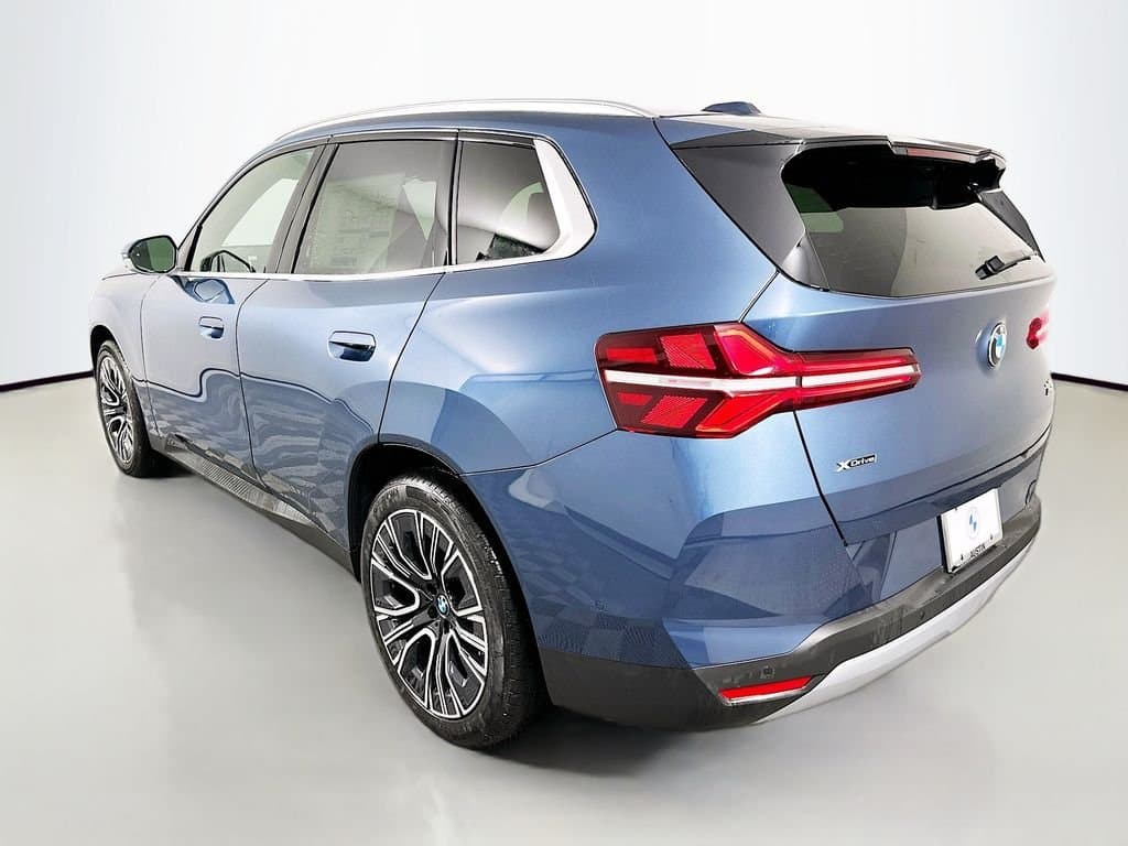 2026 BMW X3 - Image 7