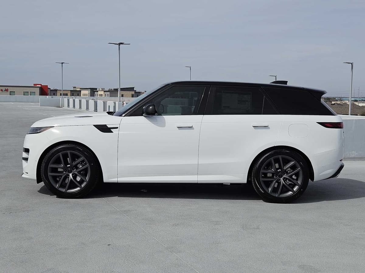 2026 LAND ROVER Range Rover Sport - Image 4