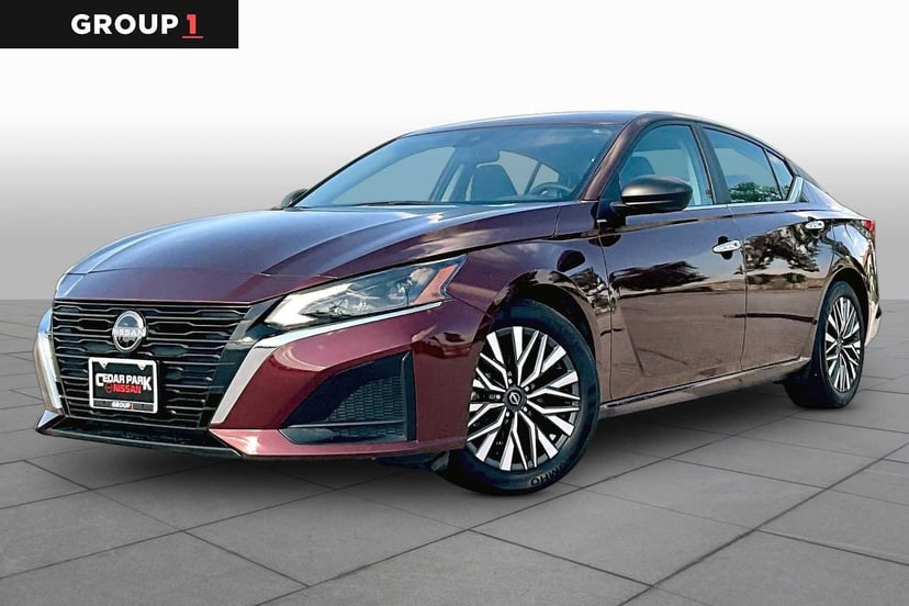 2025 Nissan Altima - Image 1