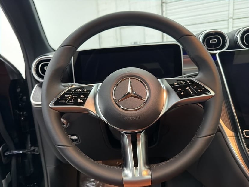 2026 Mercedes-Benz GLC - Image 15