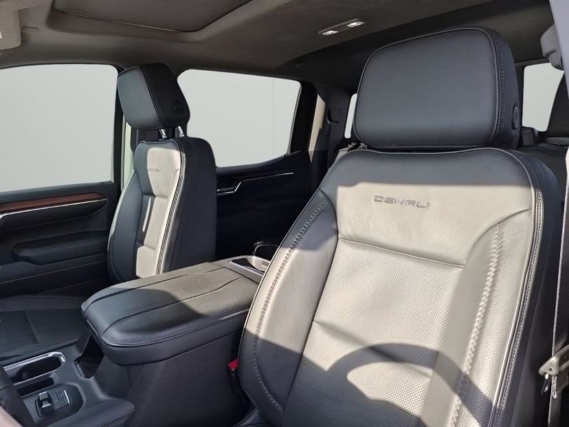 2024 GMC Sierra 1500 - Image 31