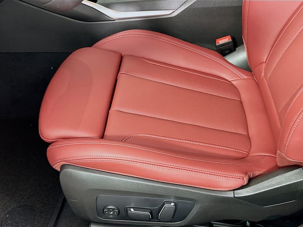 2026 BMW 3 Series - Image 21