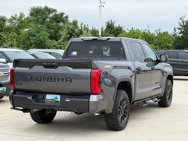 2023 Toyota Tundra - Image 5