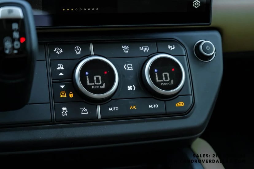 2026 Land Rover Defender 110 - Image 28