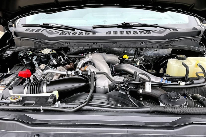 2024 Ford F-250 - Image 32