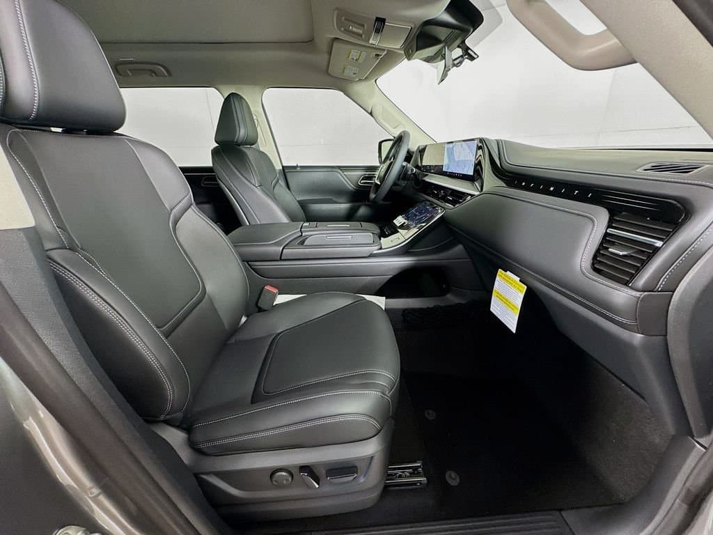 2026 INFINITI QX80 - Image 37