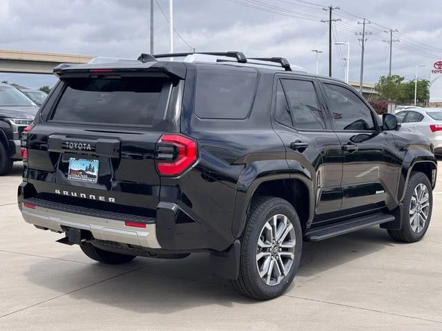 2026 Toyota 4Runner - Image 5