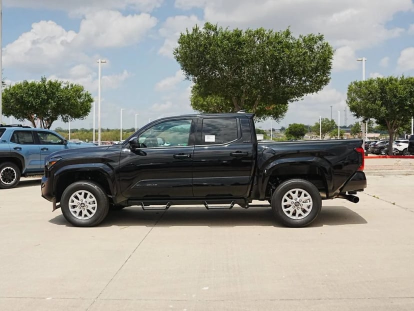 2026 Toyota Tacoma - Image 3