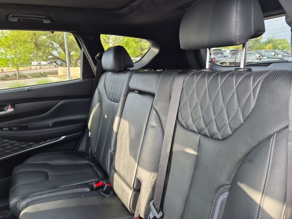 2021 Hyundai Santa Fe - Image 19