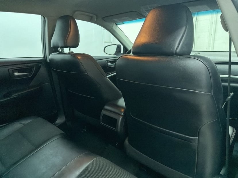 2017 Toyota Camry - Image 18