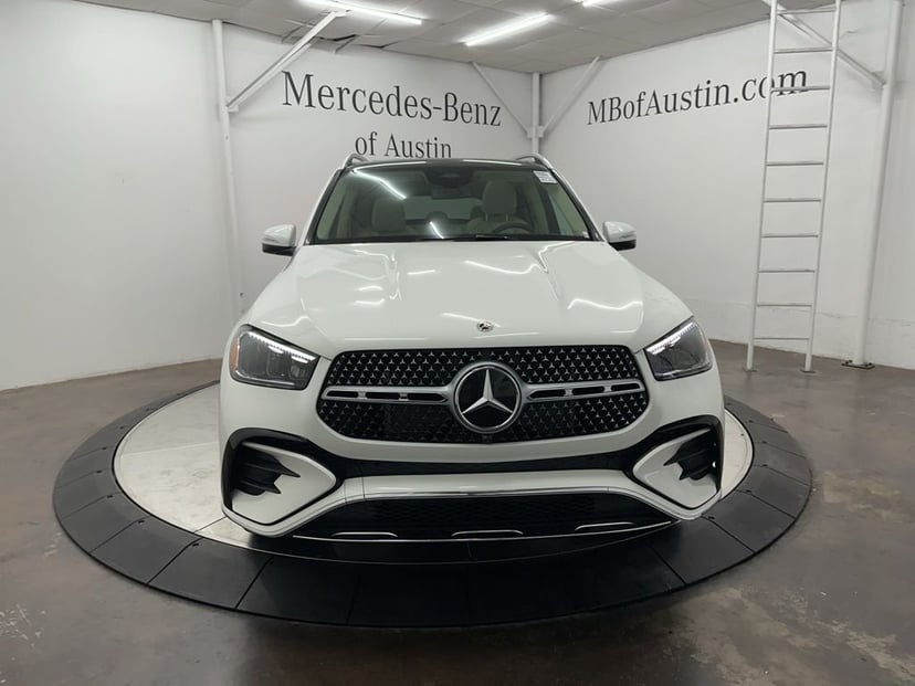 2026 Mercedes-Benz GLE - Image 2