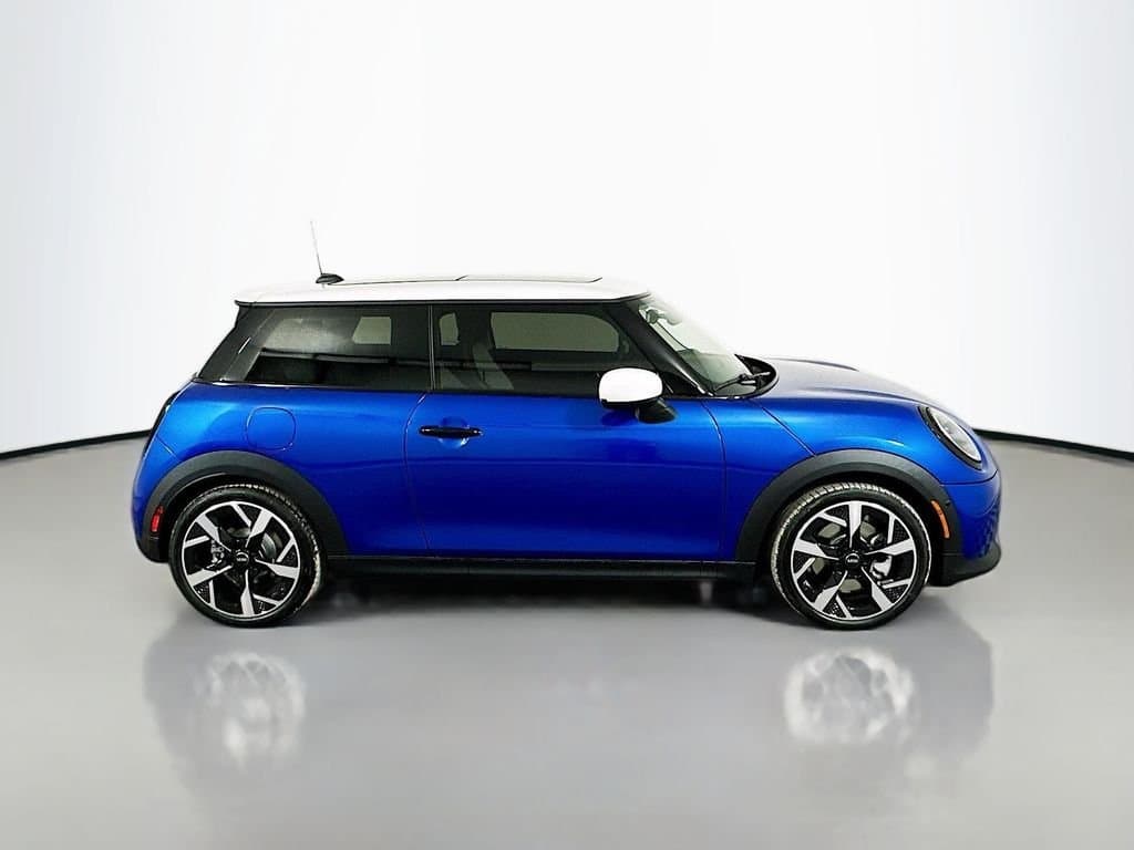 2025 MINI COOPER - Image 5