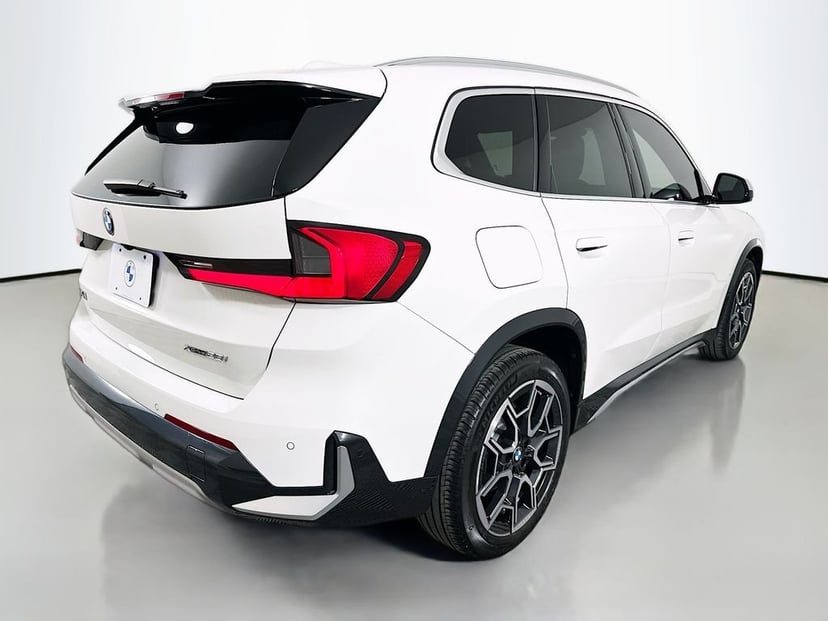 2023 BMW X1 - Image 5