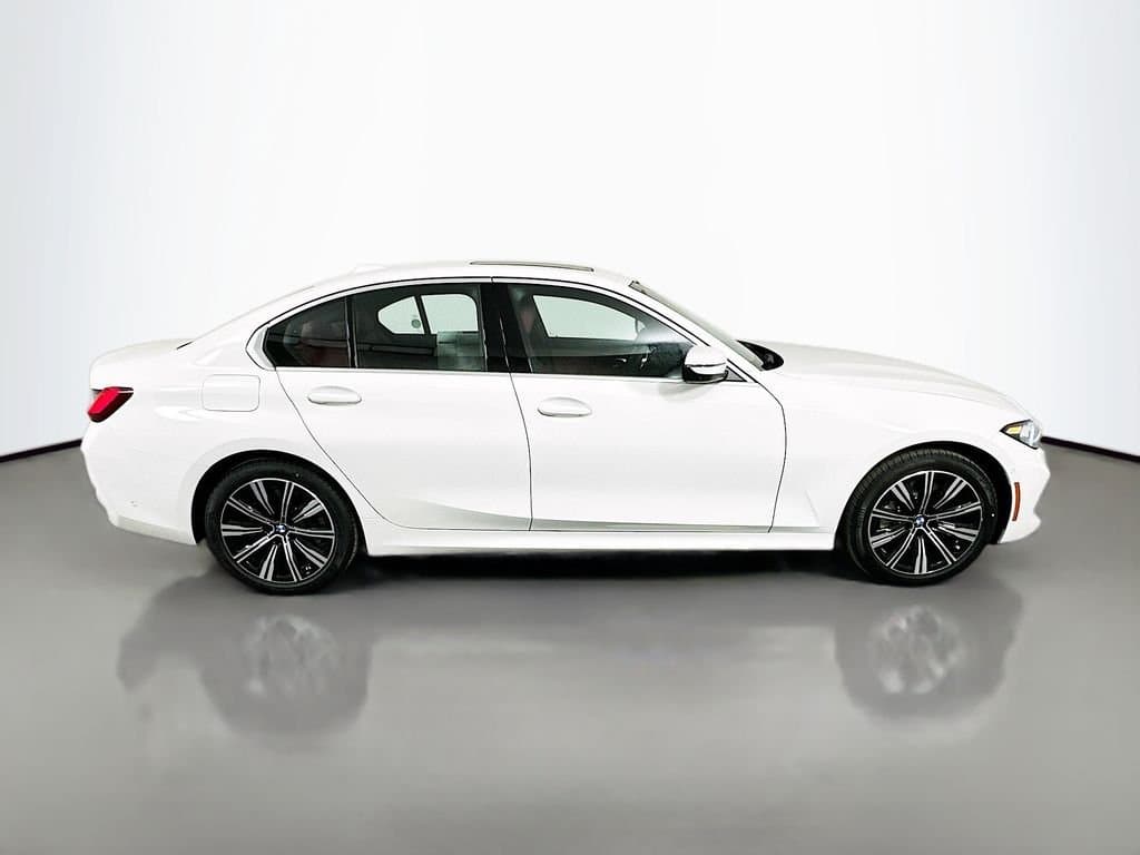 2026 BMW 3 Series - Image 4