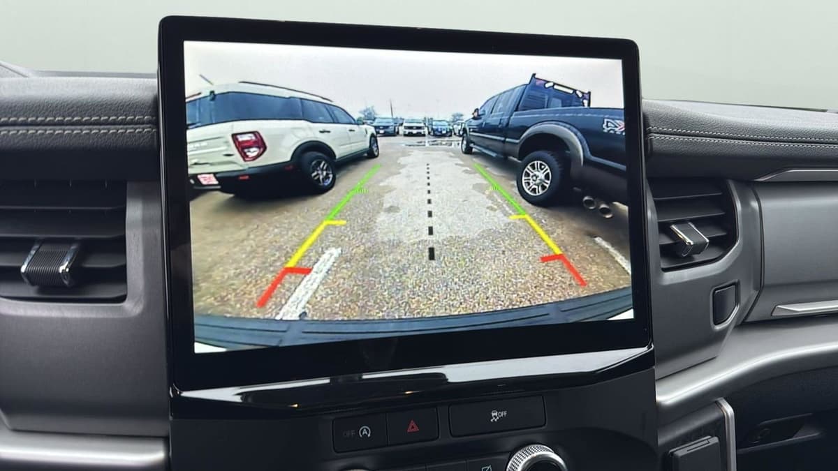 2023 Ford Expedition - Image 19