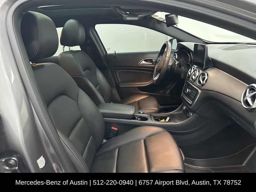 2020 Mercedes-Benz GLA - Image 27