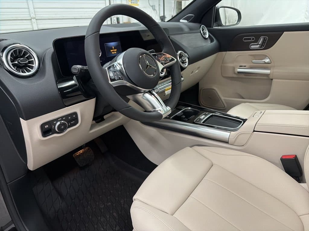 2026 MERCEDES-BENZ GLA - Image 13