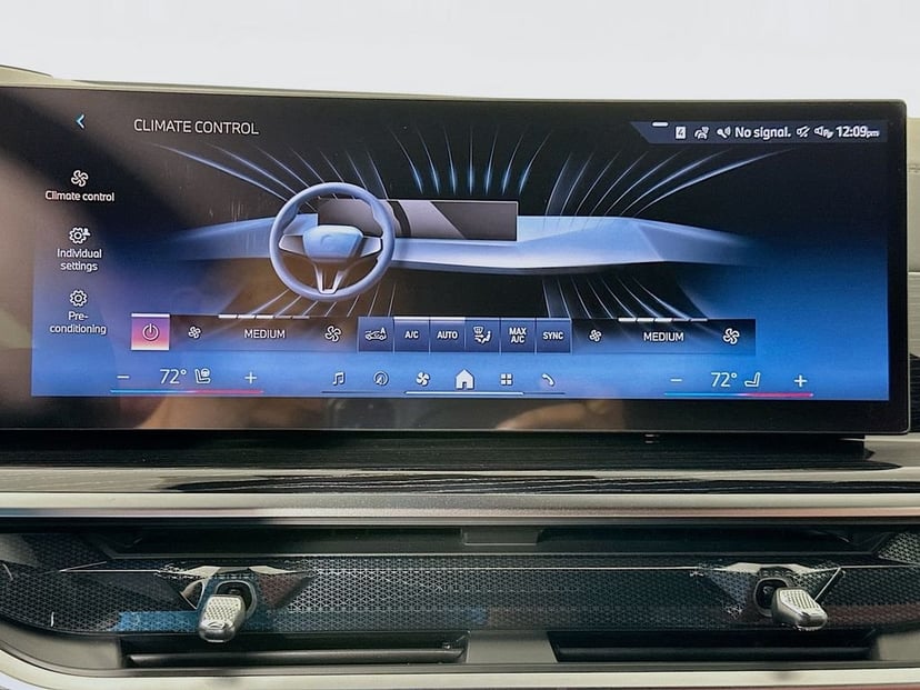 2027 BMW X6 - Image 14