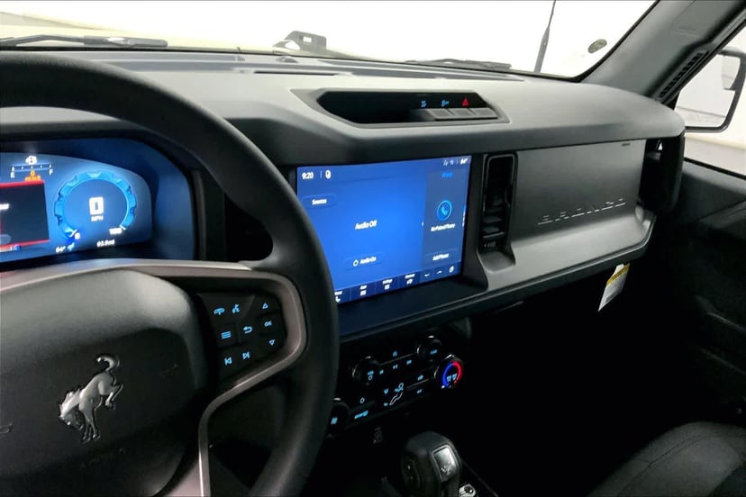 2026 Ford Bronco - Image 5