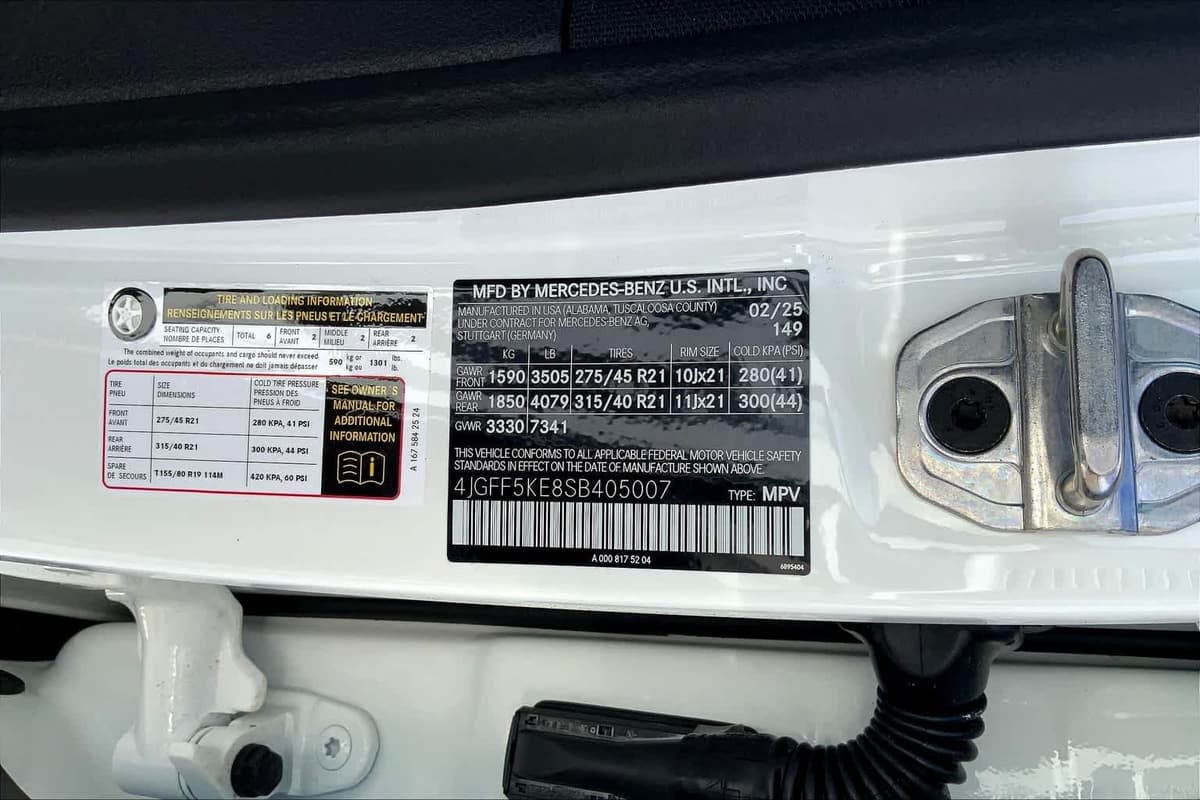 2025 Mercedes-Benz GLS 450 - Image 15