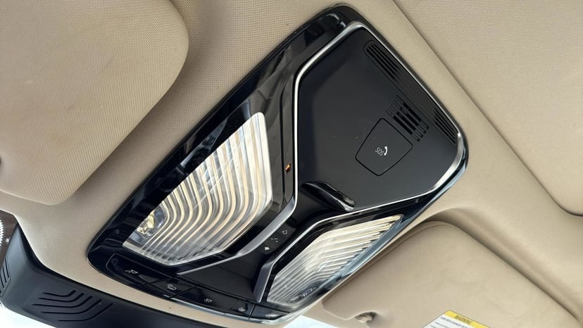2019 BMW 7 Series - Image 23