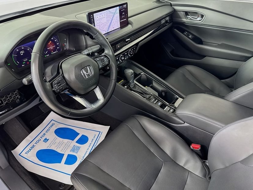 2023 Honda Accord Hybrid - Image 11