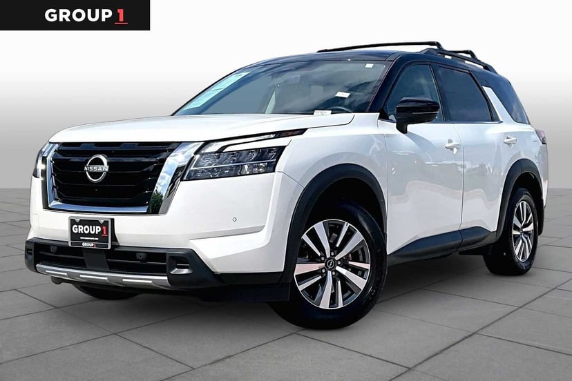2023 Nissan Pathfinder - Image 1