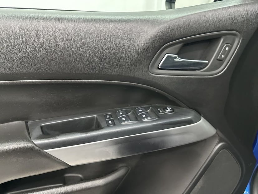 2018 Chevrolet Colorado - Image 10