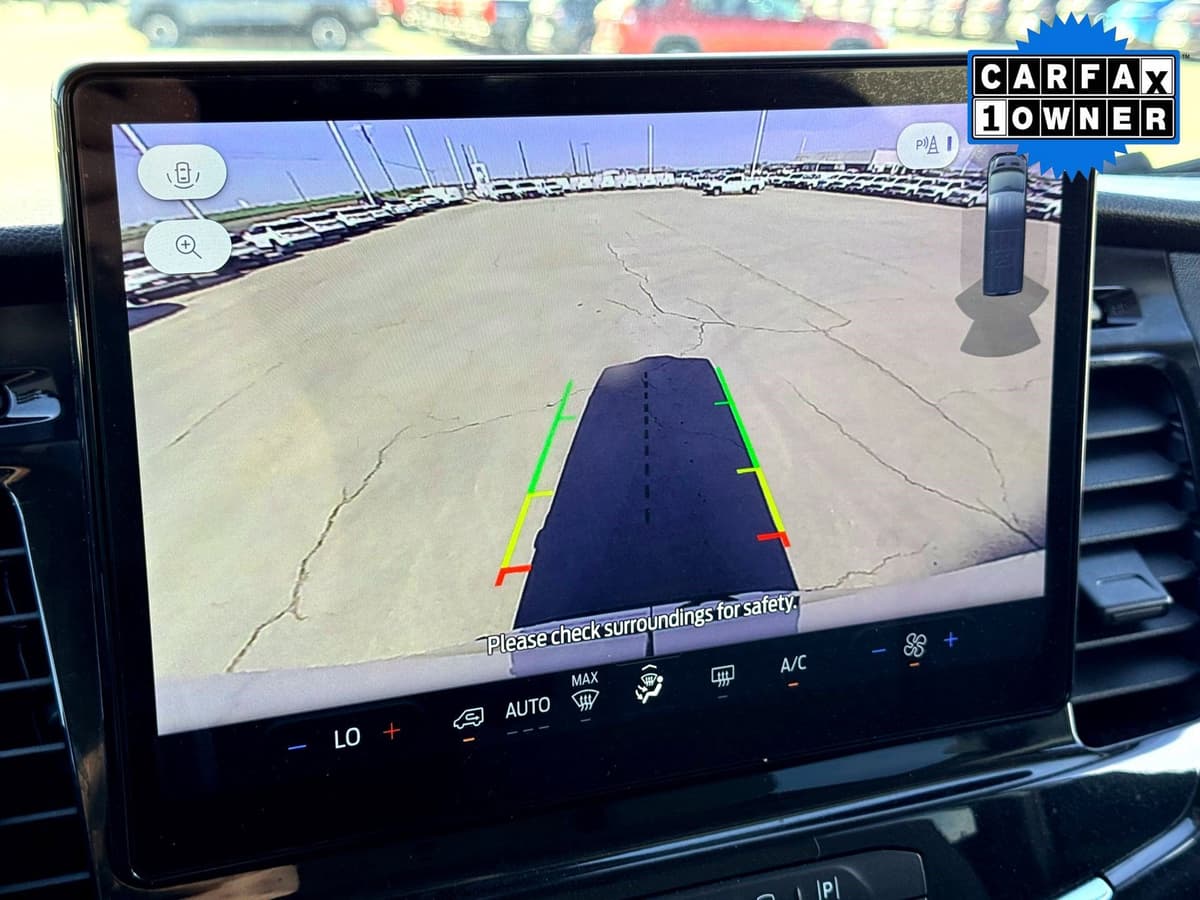 2024 Ford Transit Passenger Wagon - Image 30