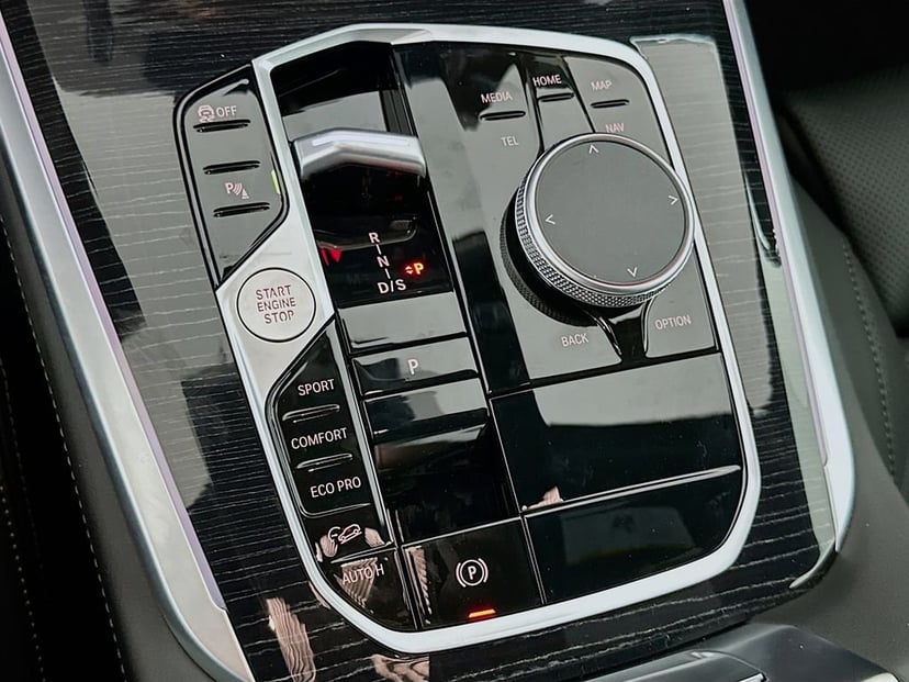 2026 BMW X5 - Image 15