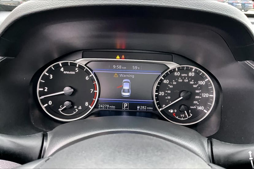 2025 Nissan Altima - Image 26