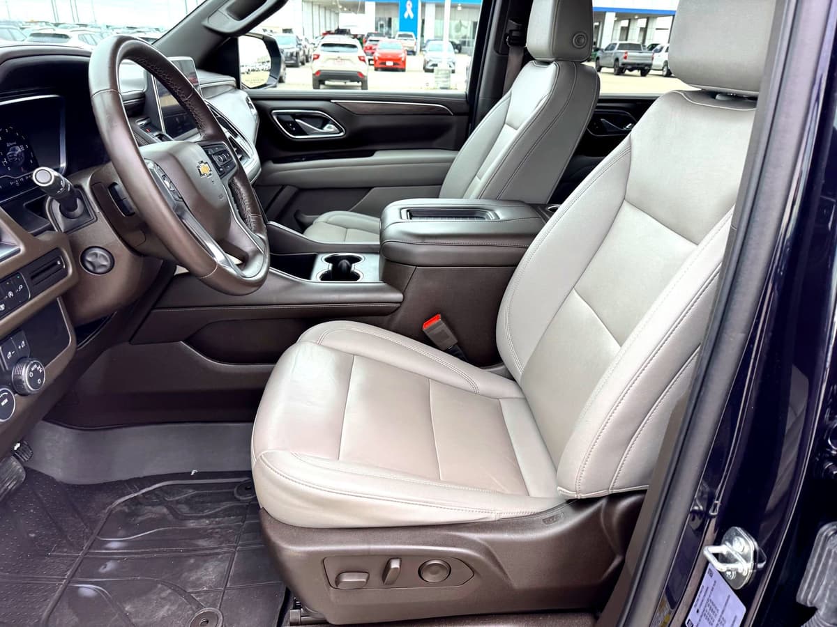 2022 Chevrolet Tahoe - Image 12