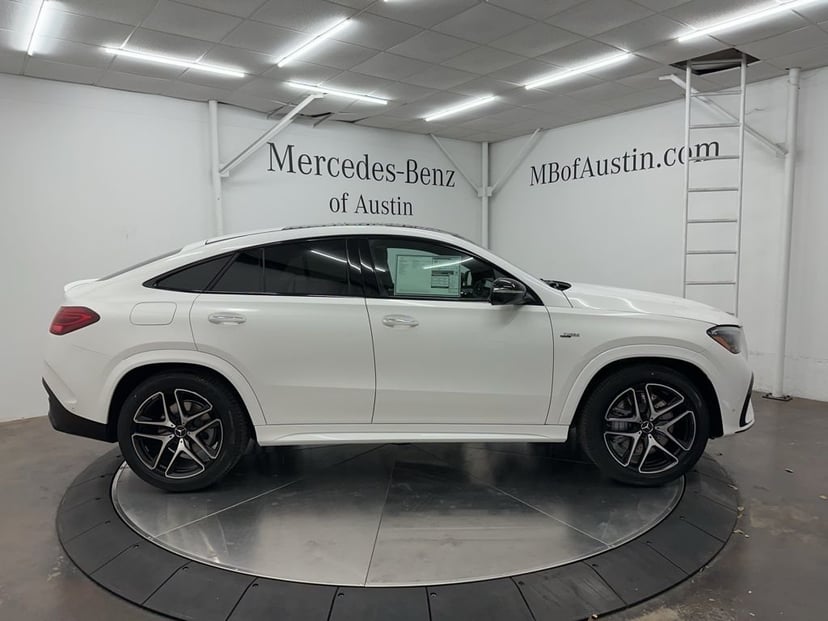 2026 Mercedes-Benz GLE - Image 8