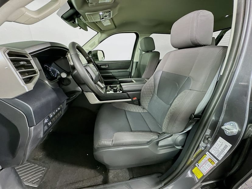 2024 Toyota Tundra - Image 20