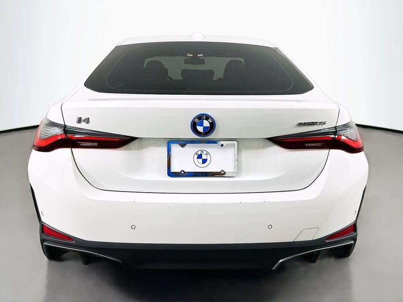 2023 BMW i4 - Image 6