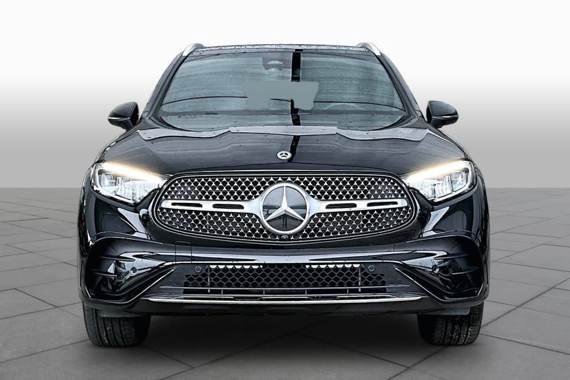 2026 Mercedes-Benz GLC 300 - Image 2