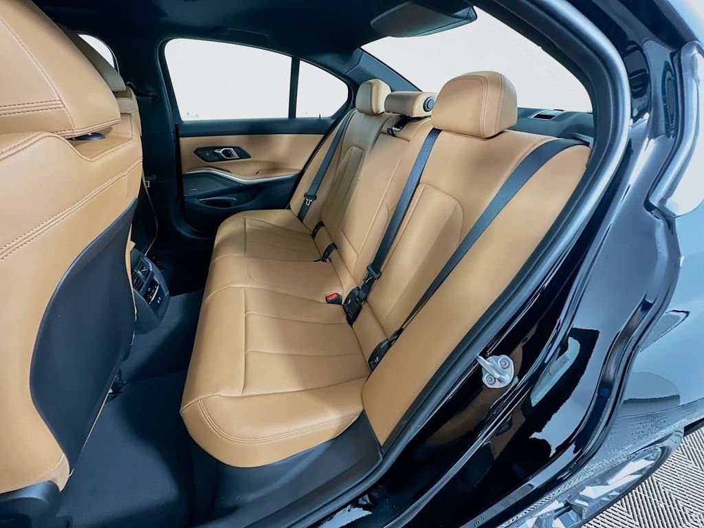 2026 BMW 3 Series - Image 17