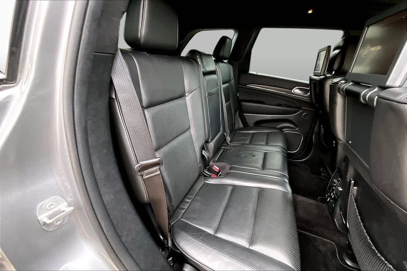 2018 Jeep Grand Cherokee - Image 20