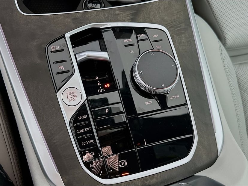 2026 BMW X5 - Image 15