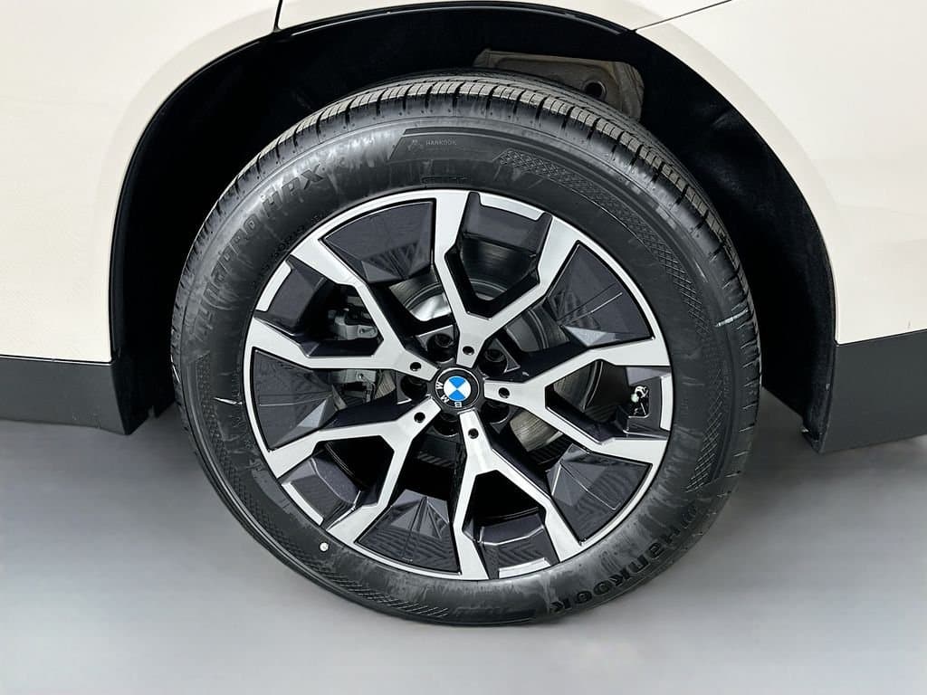 2026 BMW X3 - Image 23