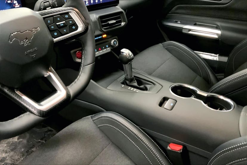 2026 Ford Mustang - Image 6