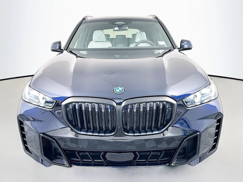 2026 BMW X5 - Image 2